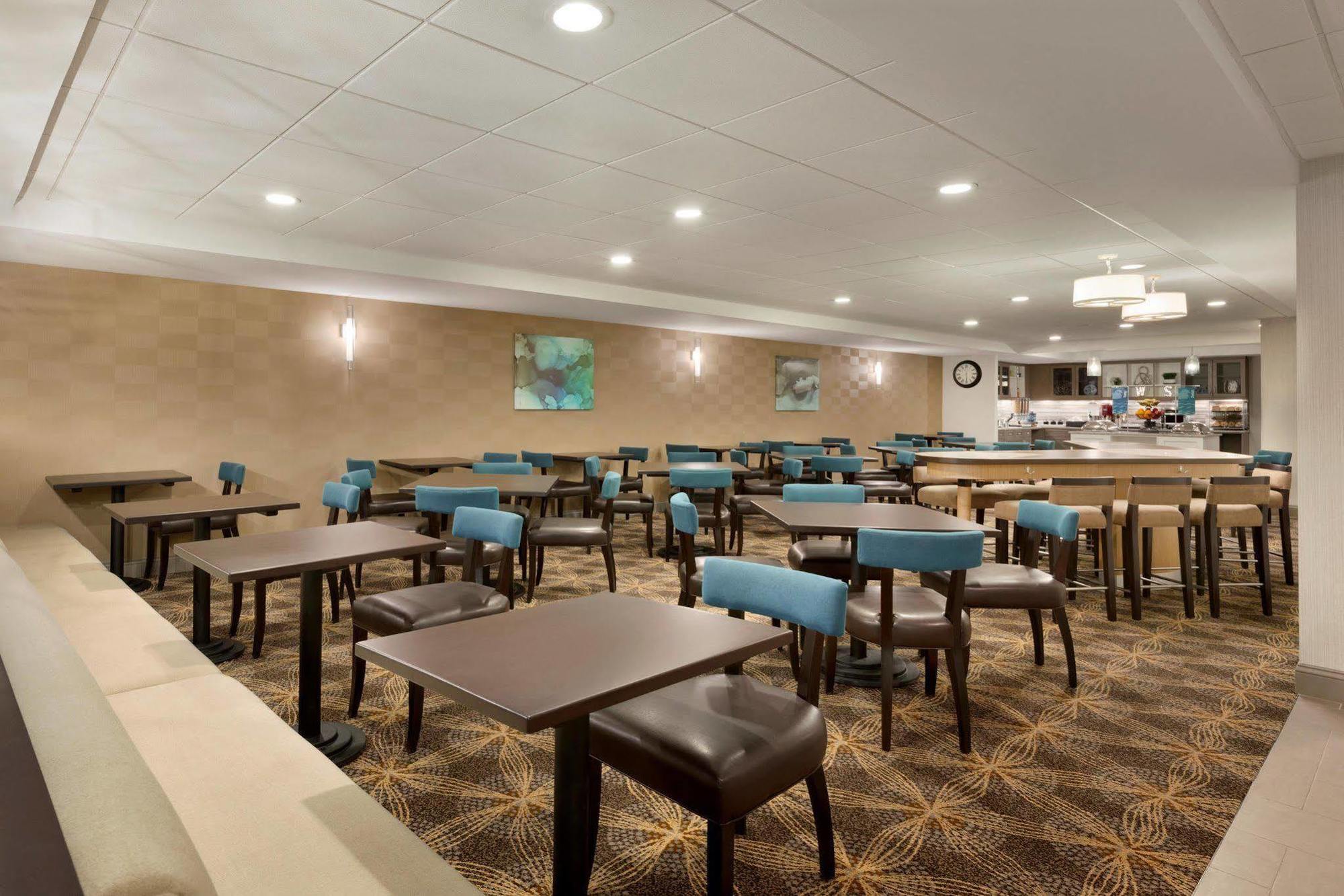 Homewood Suites By Hilton Hartford Downtown Екстериор снимка