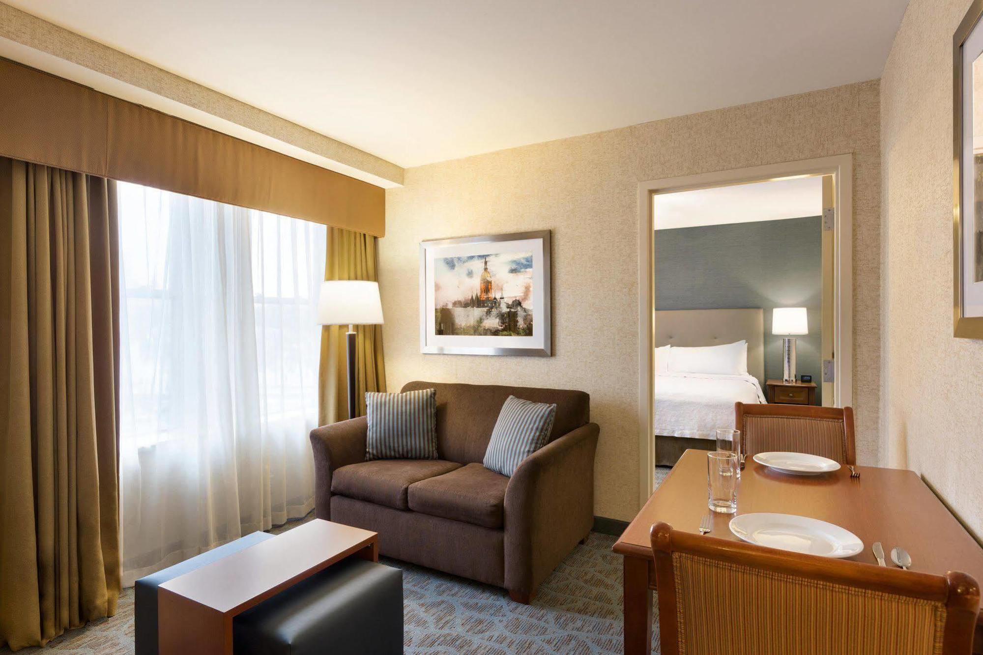 Homewood Suites By Hilton Hartford Downtown Екстериор снимка