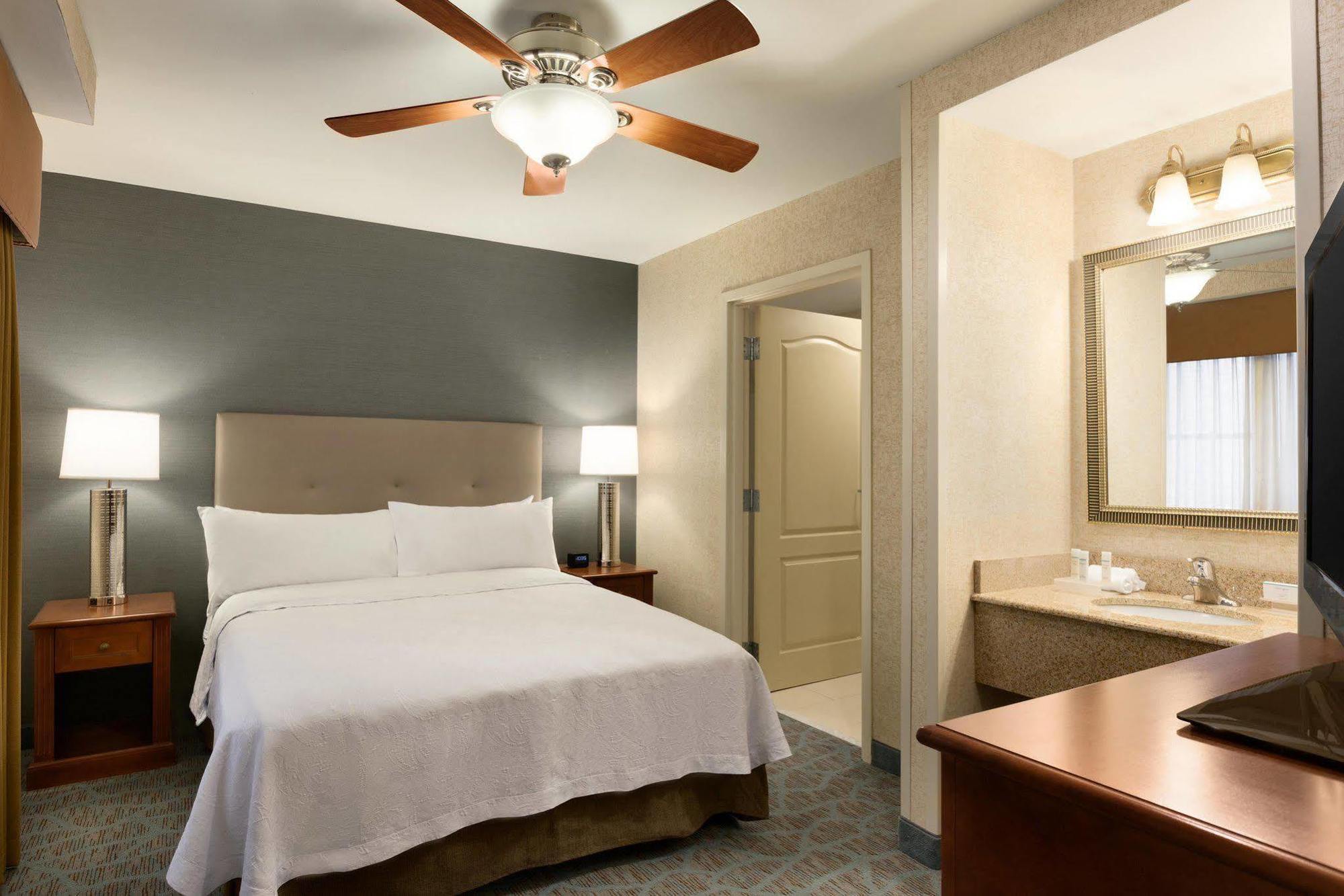 Homewood Suites By Hilton Hartford Downtown Екстериор снимка