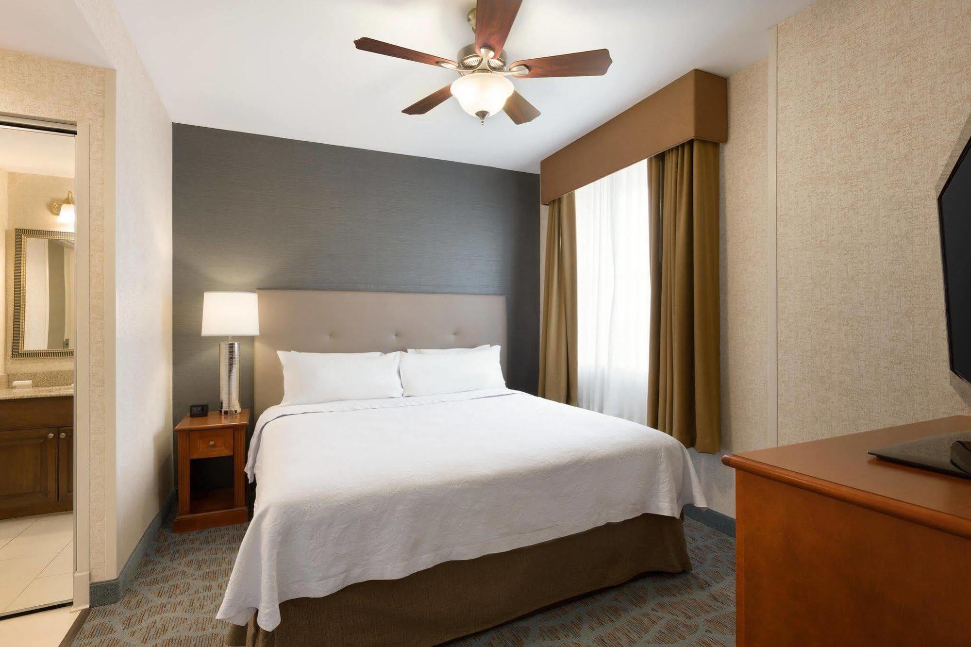Homewood Suites By Hilton Hartford Downtown Екстериор снимка